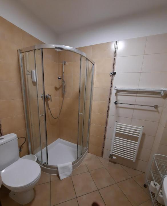 Apartman Sienna Besenova Exterior foto