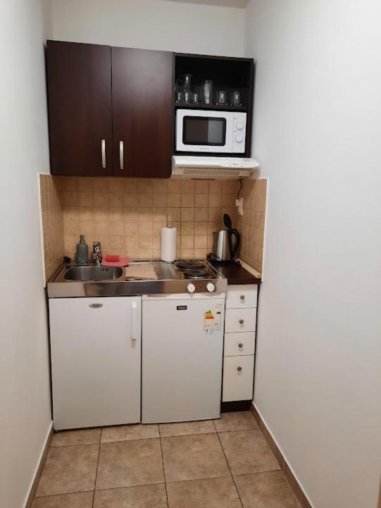 Apartman Sienna Besenova Exterior foto